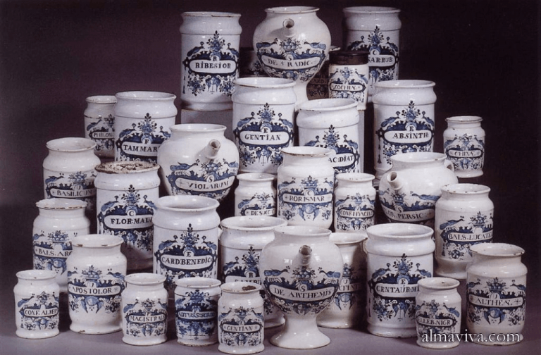 Delftware apothicary jars