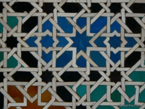 Zellij pattern from the Alhambra (Spain) forming a star.