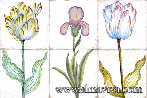 Carrelage artisanal à la manière des carreaux de Delft avec tulipes et autres fleurs à bulbes.